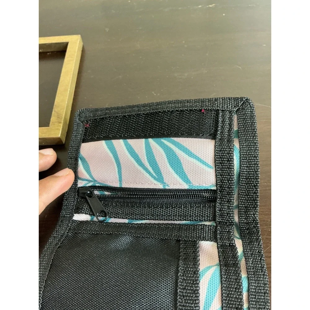 RVCA Wallet Women's Trifold Pink‎ Blue Palm Leaf Print Travel Accessory